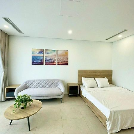 Scenia Bay Oceanfront By Housing Appartement Nha Trang Buitenkant foto