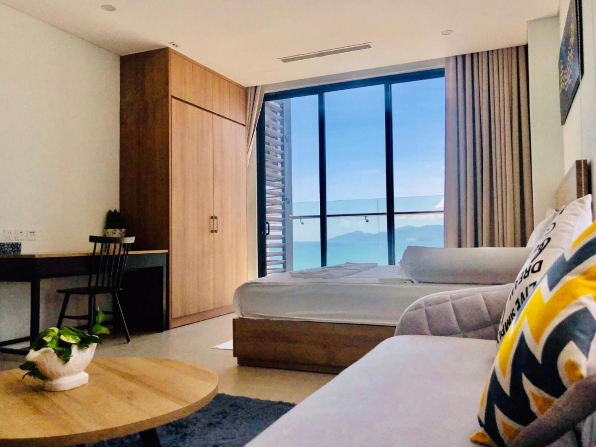 Scenia Bay Oceanfront By Housing Appartement Nha Trang Buitenkant foto