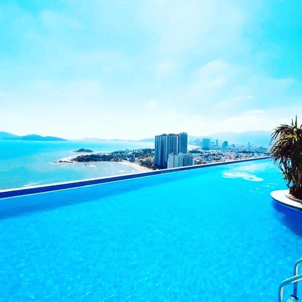 Scenia Bay Oceanfront By Housing Appartement Nha Trang Buitenkant foto