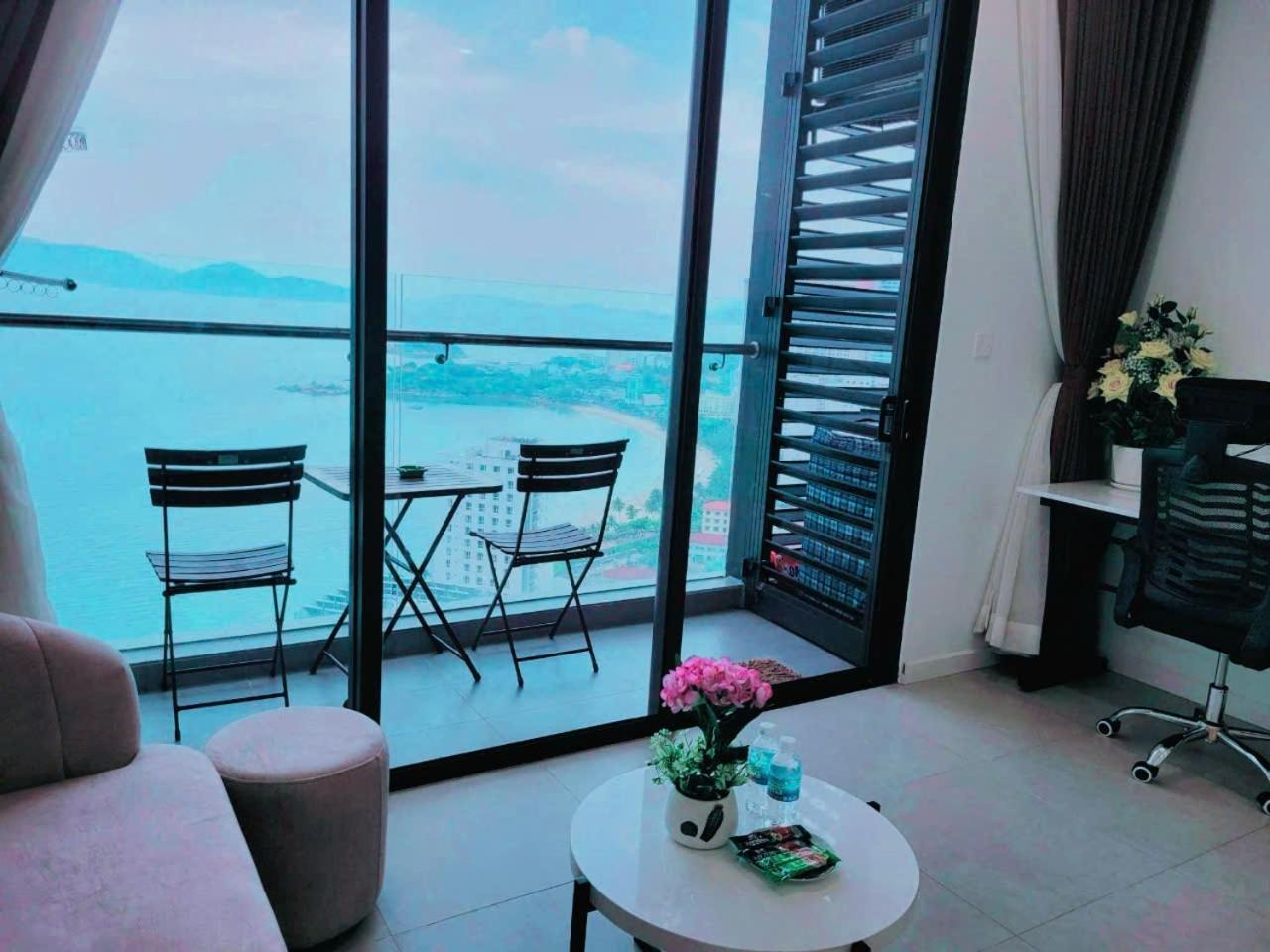 Scenia Bay Oceanfront By Housing Appartement Nha Trang Buitenkant foto