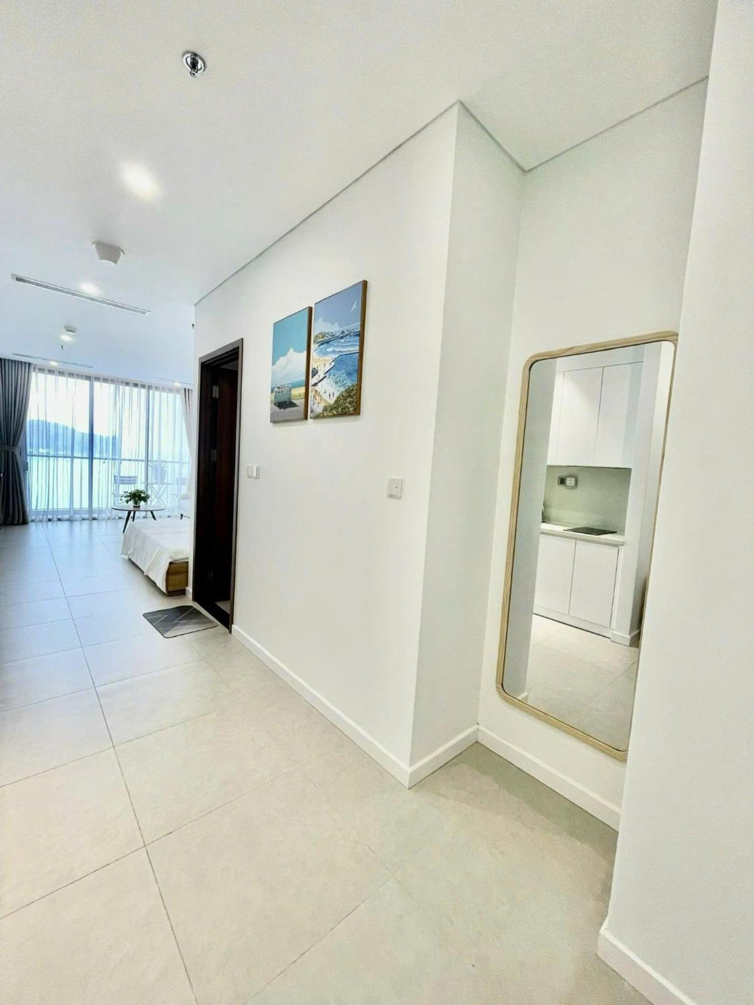 Scenia Bay Oceanfront By Housing Appartement Nha Trang Buitenkant foto